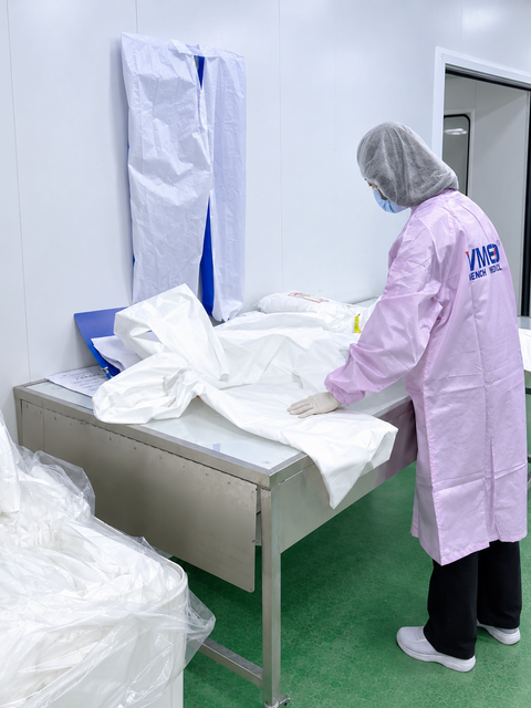 Disposable medical protective products manufacturing in Vench Medical cleanroom